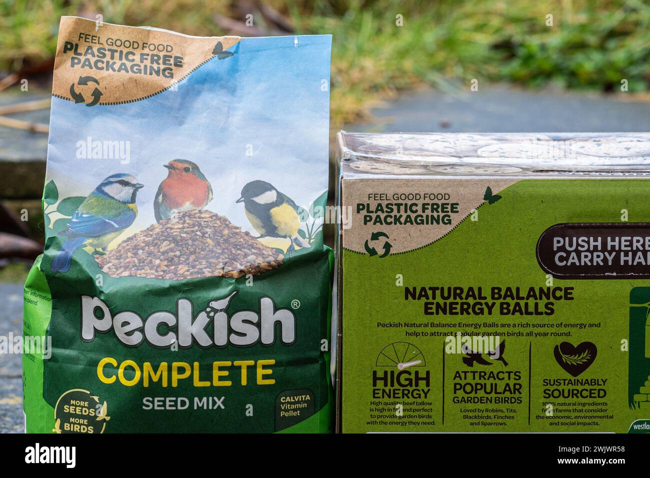 Bird food in plastic-free packaging, UK. Concept: reducing replacing plastic packaging Stock Photo