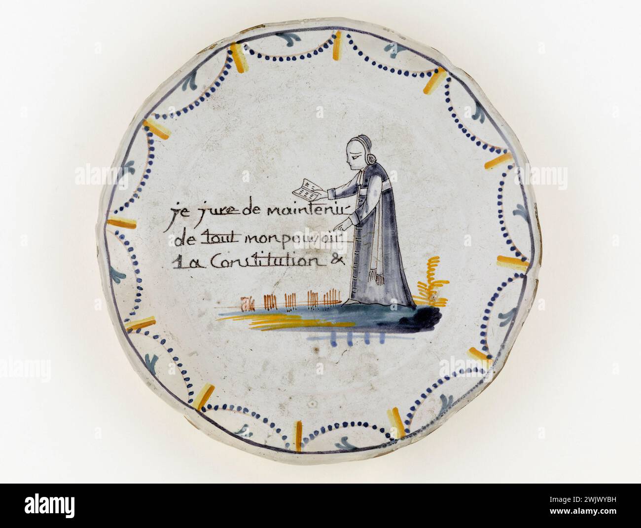 Anonymous. Plate to the Civil Constitution of the Clergy. Earthenware. Paris, Carnavalet museum. 71683-1 Clerge, Civil Constitution, Decoration, Church, Faience, Revolutionary Periode, French Revolution, Plate Stock Photo