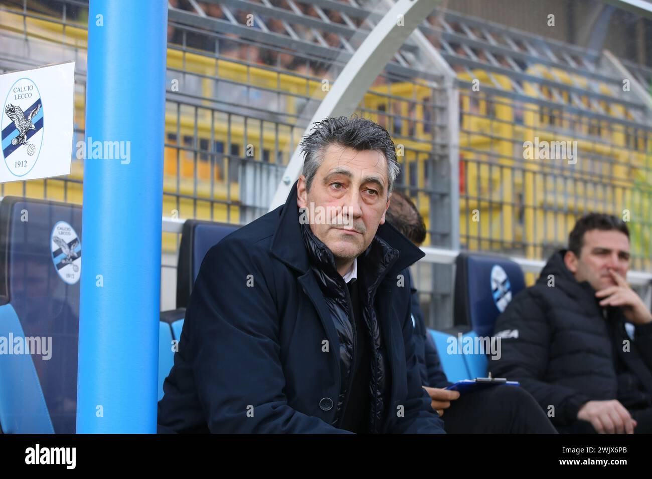 Lecco, Italy. 17th Feb, 2024. coach Alfredo Aglietti (Lecco) during the Serie BKT match between Lecco and Cosenza at Stadio Mario Rigamonti-Mario Ceppi on February 17, 2024 in Lecco, Italy.(Photo by Matteo Bonacina/LiveMedia) Credit: Independent Photo Agency/Alamy Live News Stock Photo