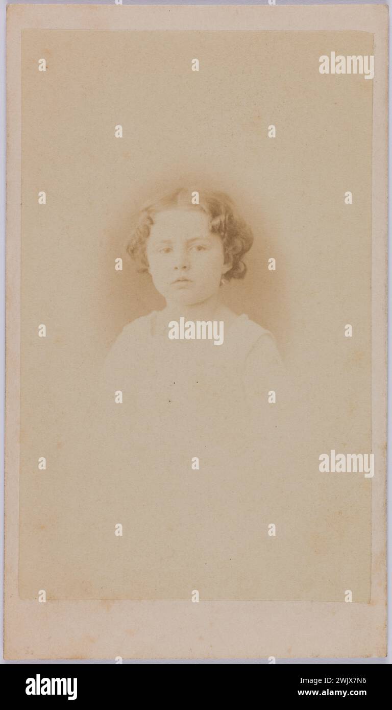 Portrait of a child '. Photograph of Thiboust (E.L) Young & Cie. Draw on albumin paper. Paris, Maison de Victor Hugo. 144422-29 Portrait, 19th XIXth XIX 19th 19th 19 Center Stock Photo