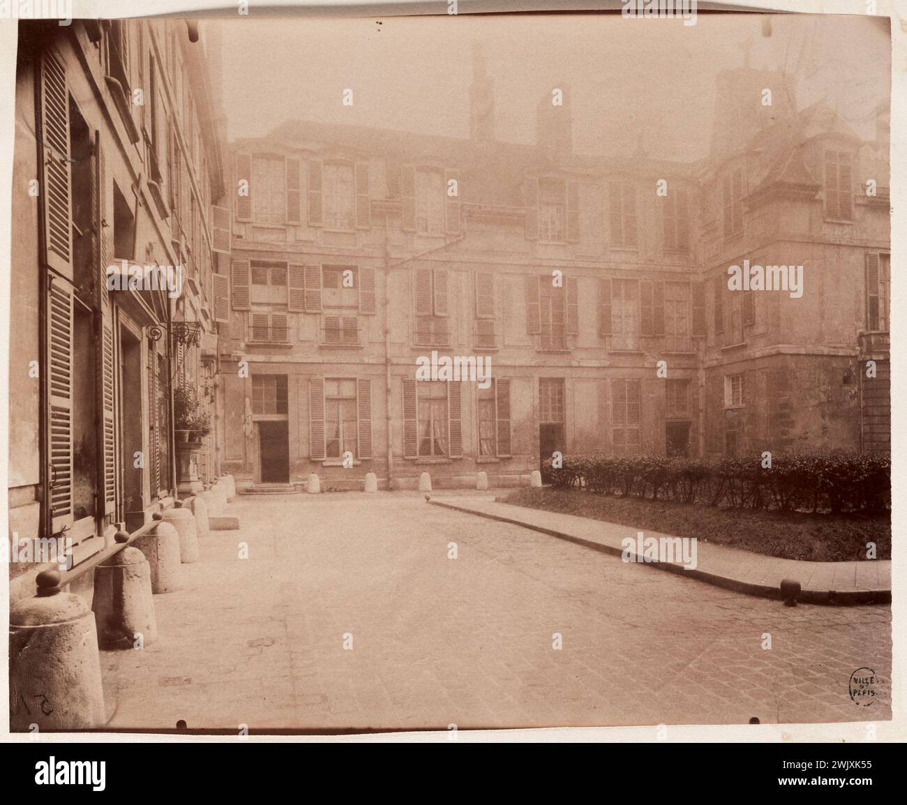 【ｉｄ】 adidas ZX 8000 Consortium Offspring x mita | Grey | SVD USA