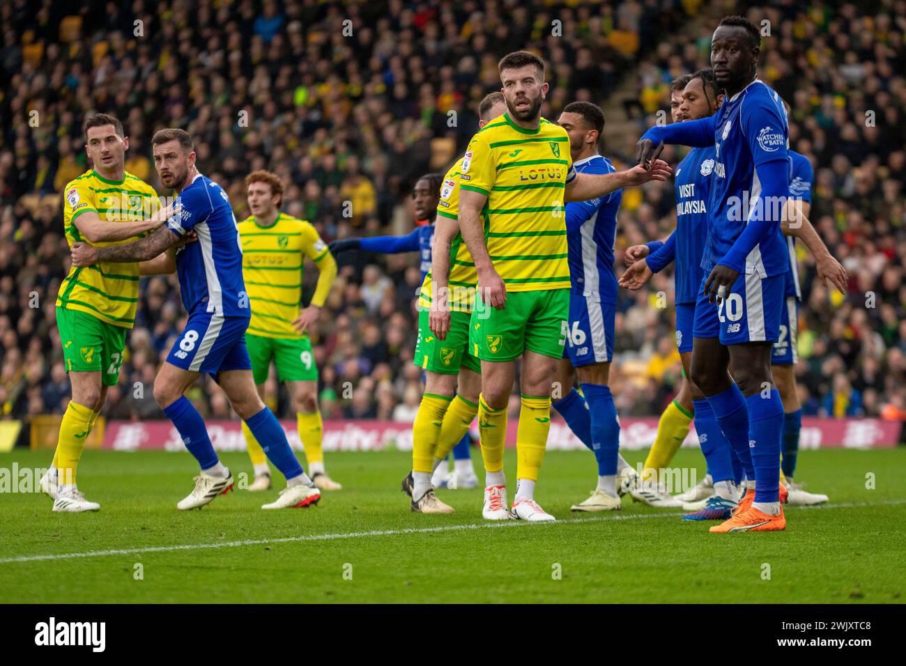 Grant Hanley of Norwich City is seen waiting for a corner to come in during the Sky Bet Championship match between Norwich City and Cardiff City at Carrow Road, Norwich on Saturday 17th February 2024. (Photo: David Watts | MI News) Credit: MI News & Sport /Alamy Live News Stock Photo