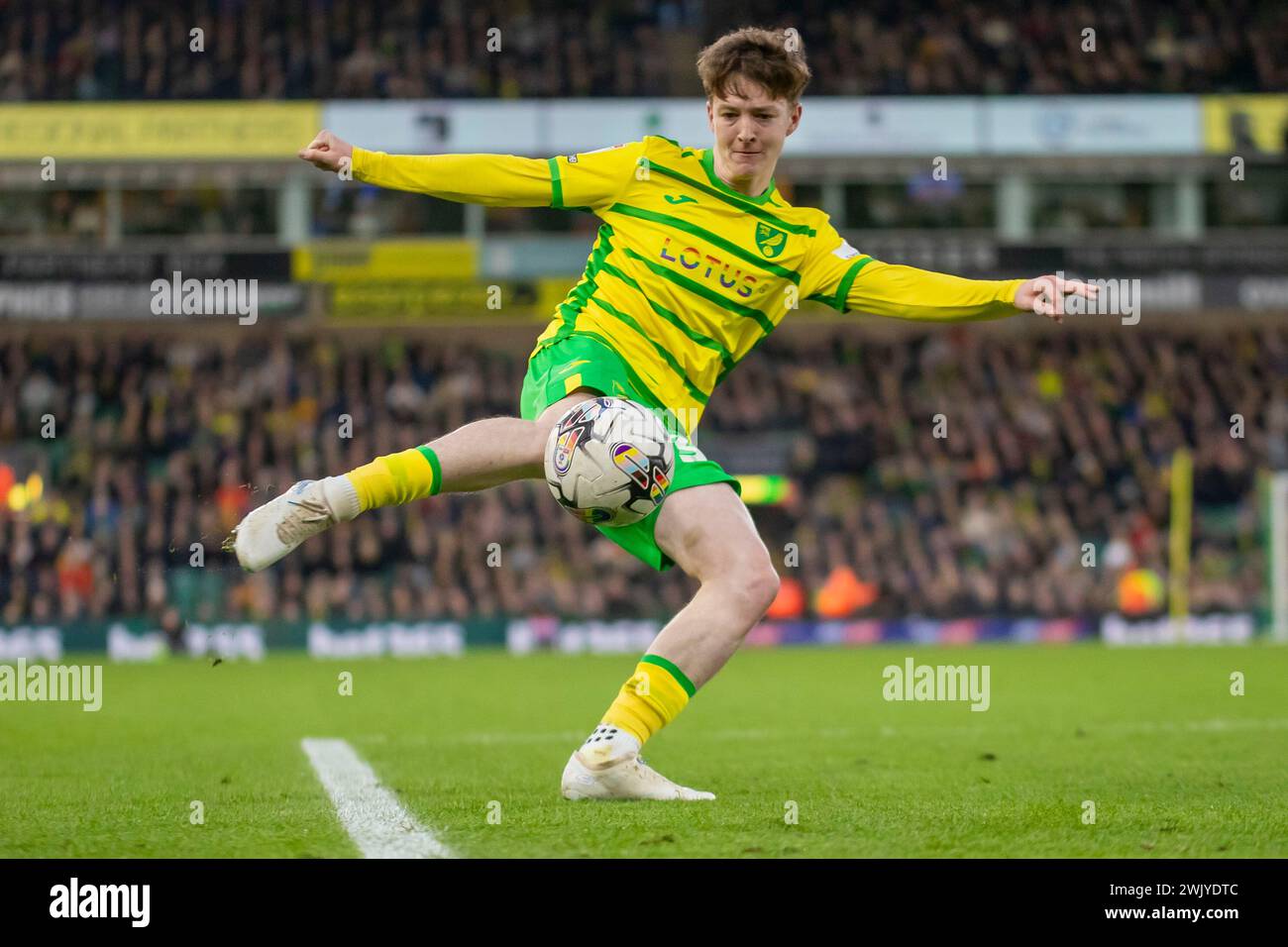 David cross football hi-res stock photography and images - Page 2 - Alamy