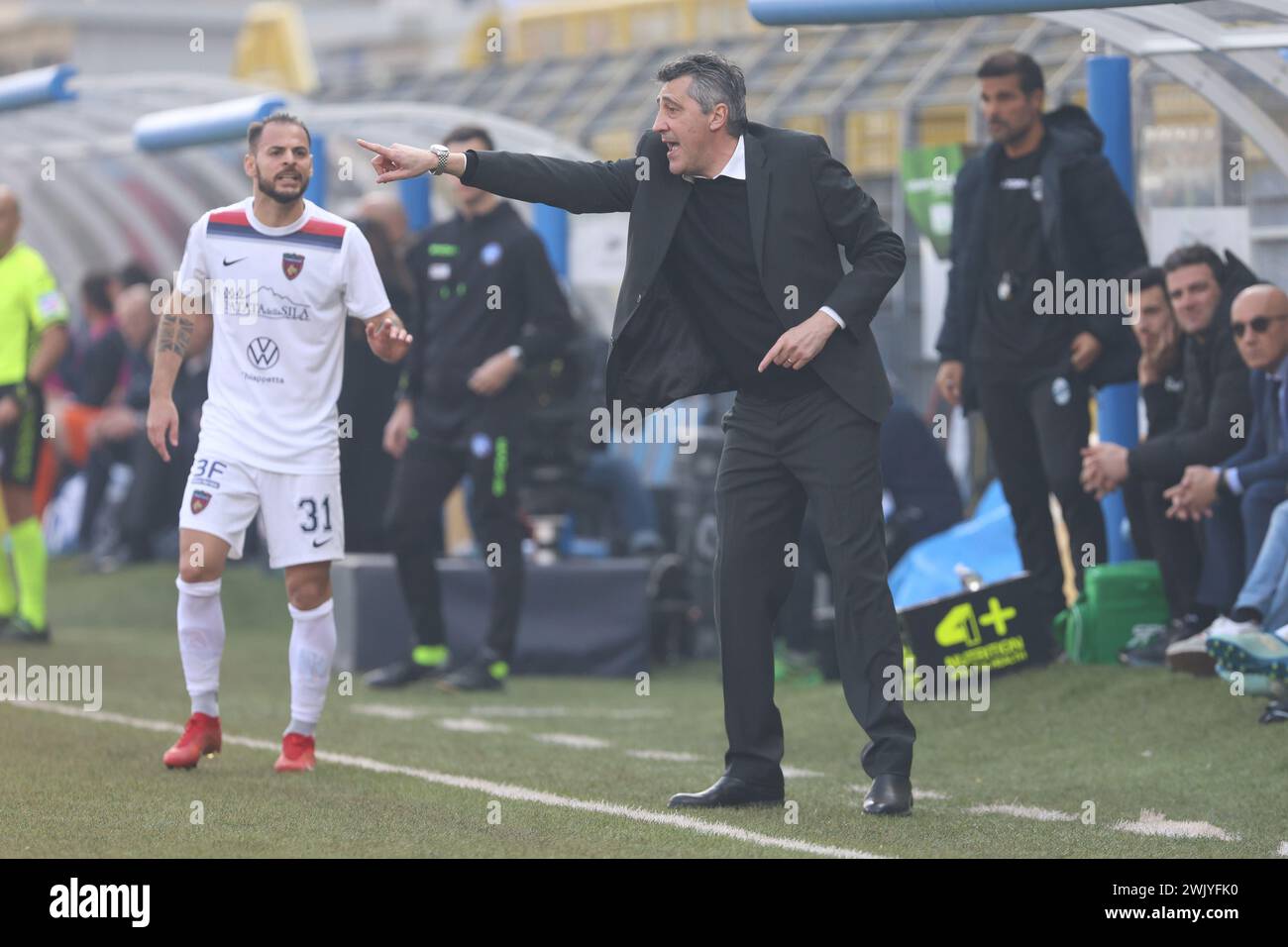 Lecco, Italy. 17th Feb, 2024. coach Alfredo Aglietti (Lecco) during the Serie BKT match between Lecco and Cosenza at Stadio Mario Rigamonti-Mario Ceppi on February 17, 2024 in Lecco, Italy.(Photo by Matteo Bonacina/LiveMedia) Credit: Independent Photo Agency/Alamy Live News Stock Photo
