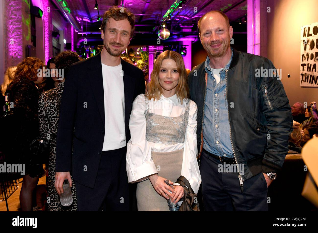 Jan Krauter, Karoline Schuch und Johann von Bülow bei der ARD Blue Hour 2024 im Rahmen der Berlinale 2024 im Hotel Telegraphenamt. Berlin, 16.02.2024 *** Jan Krauter, Karoline Schuch and Johann von Bülow at the ARD Blue Hour 2024 as part of the Berlinale 2024 at the Hotel Telegraphenamt Berlin, 16 02 2024 Foto:xC.xNiehausx/xFuturexImagex blue hour 4567 Stock Photo