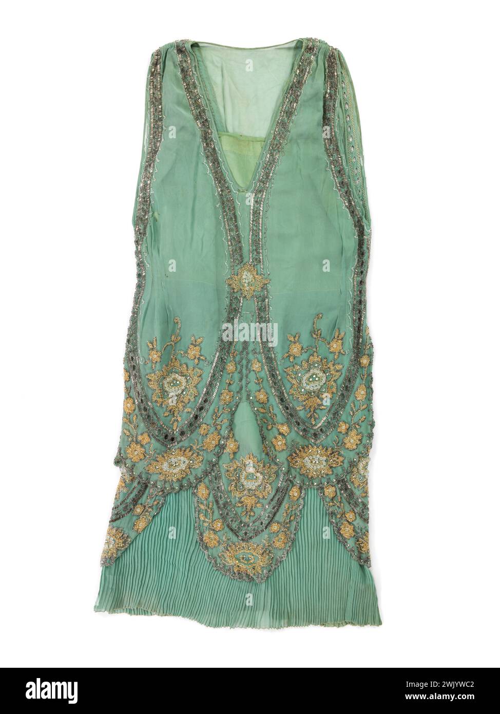 Anonymous, tunic and dress (common name), 1925. Georgette pancake, pearl embroidery, glass tubes, rhinestones. Chinese crepe. Palais Galliera, fashion museum of the city of Paris. Stock Photo