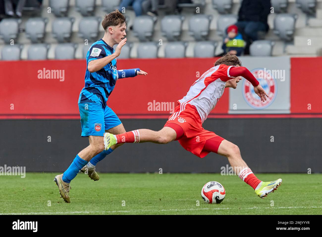 2024-02-10 20240210-15404404690, Deutsche Fussball Juniorenbundesliga Süd/Südwest Foul Saison 2023/2024, Bundesliga 1, Junioren U19, Gameday 16 RICHTE Stock Photo