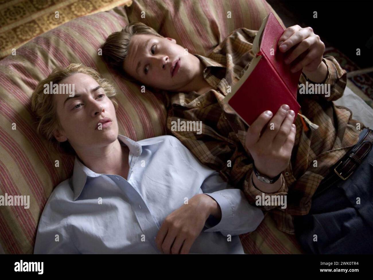 THE READER 2008 Weinstein Company film with Kate Winslet as Hanna Schmitz and David Kross as a young Michael Berg Stock Photo