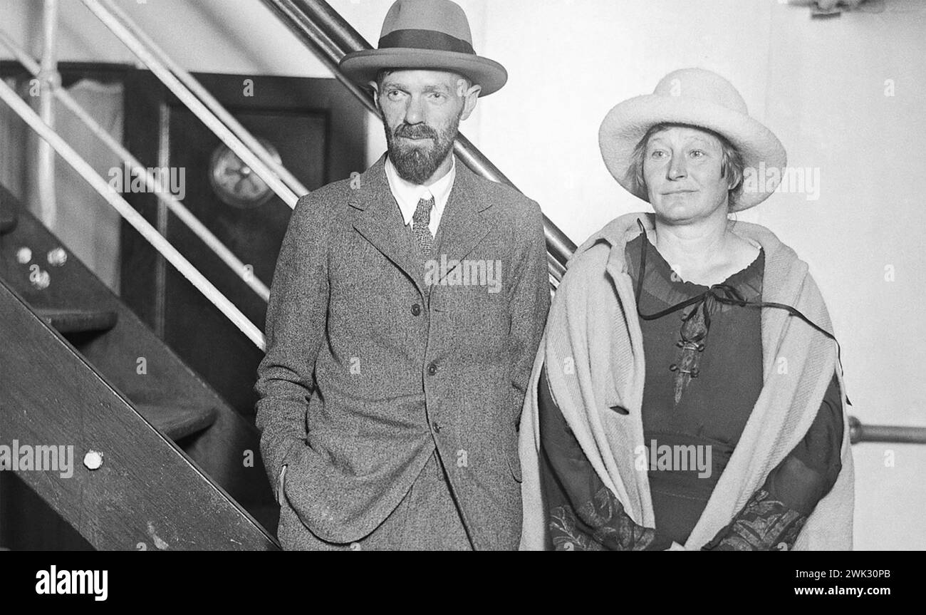 D.H. LAWRENCE  (1885-1930) English novelist with his wife Frieda aboard the SS Resolute as they sailed fr Europe in 1925 Stock Photo