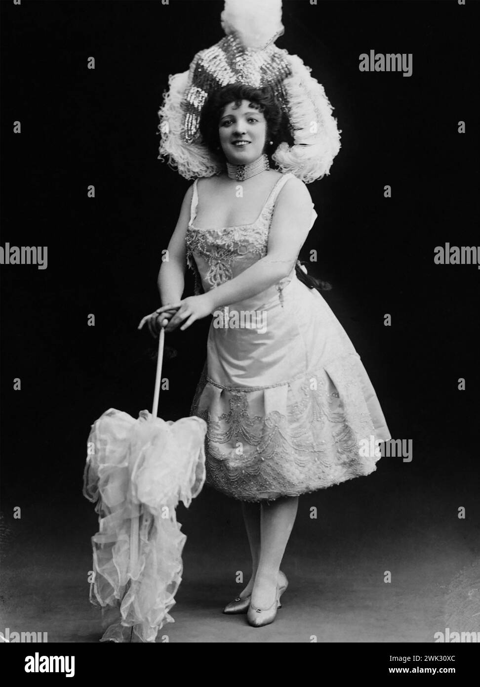 MARIE LLOYD (1870-1922) English music hall singer and stage actress about 1900 Stock Photo