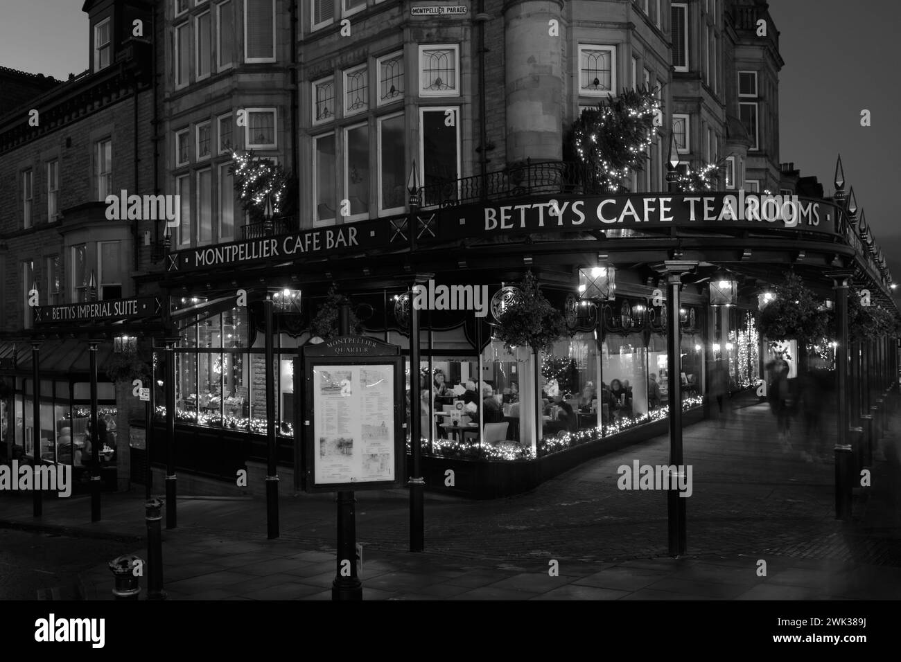 Cafe and harrogate bettys tearooms Black and White Stock Photos