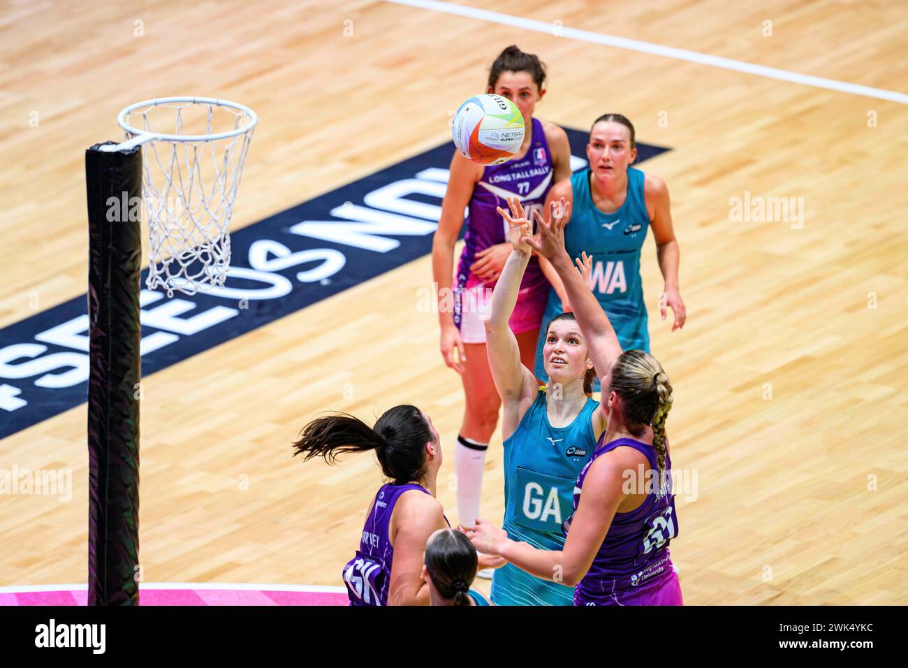 NOTTINGHAM, UNITED KINGDOM. Feb 17, 24. Sophie Drakeford-Lewis (centre) in action during todays match of Loughborough Lightning v Surrey Storm during Netball Super League Season Opener 2024 at Motorpoint Arena on Saturday, February 17, 2024, NOTTINGHAM, ENGLAND. Credit: Taka G Wu/Alamy Live News Stock Photo