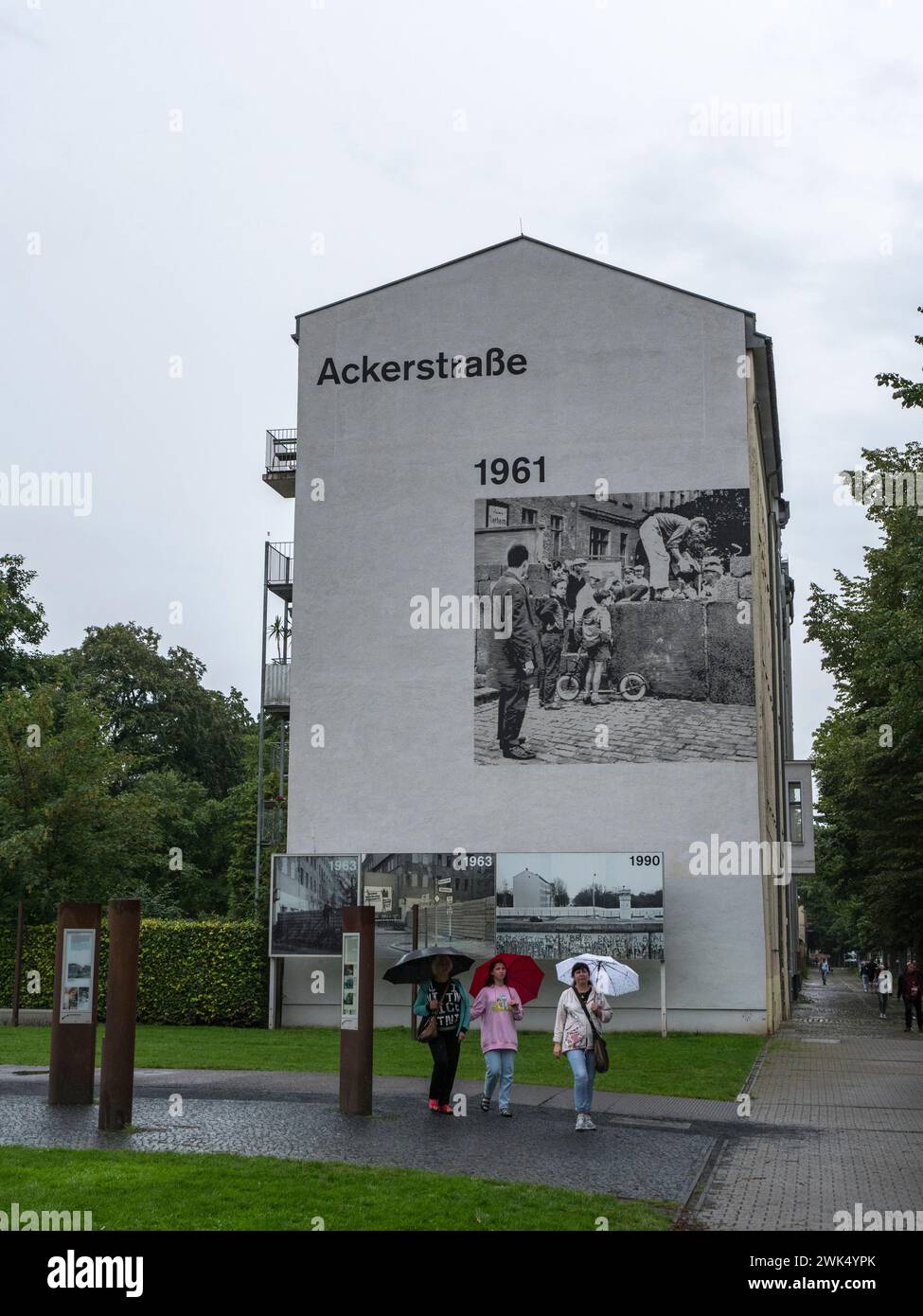Gable end image showing same location when the Berlin Wall was