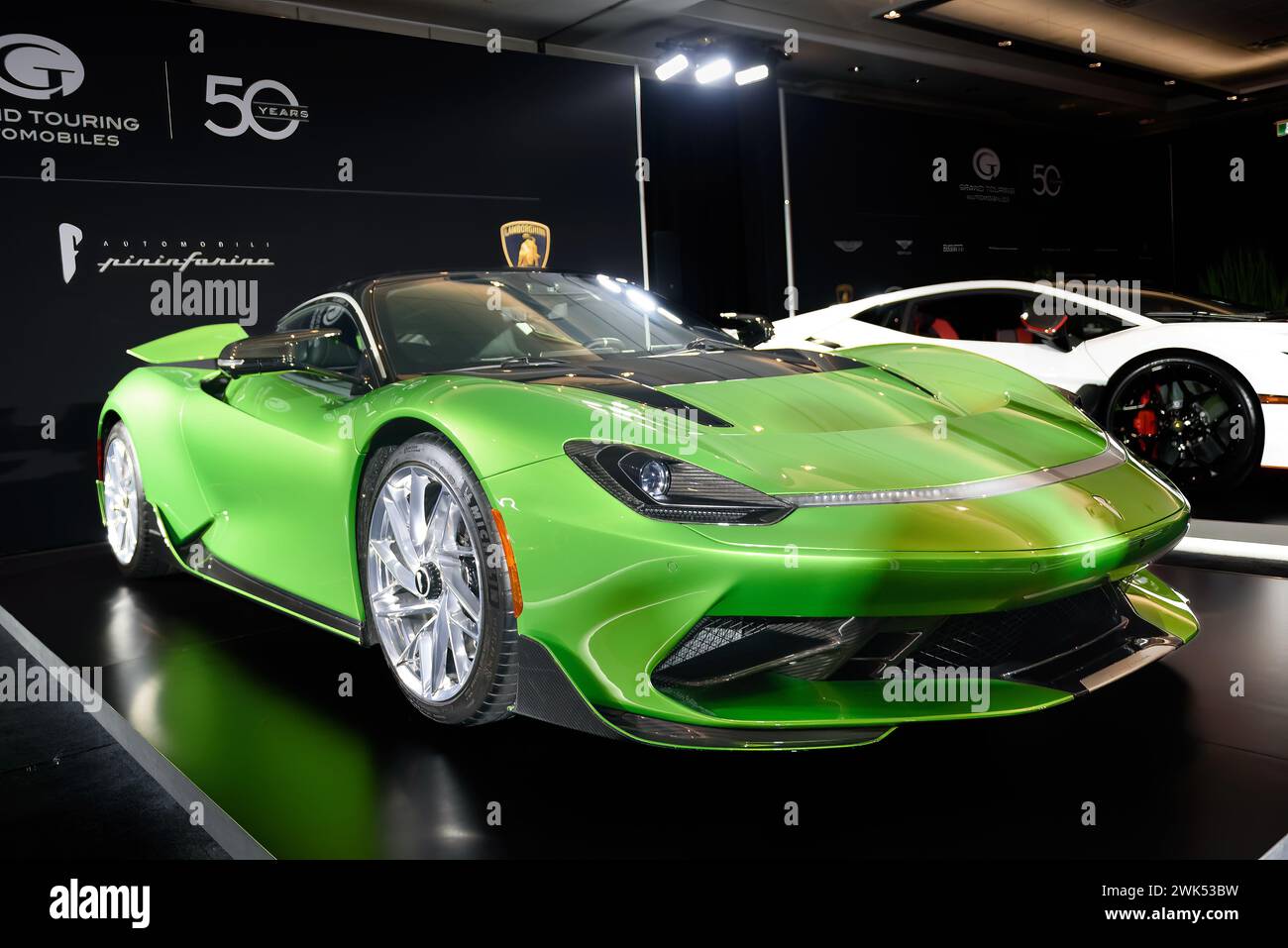 Green luxury sports car Stock Photo - Alamy