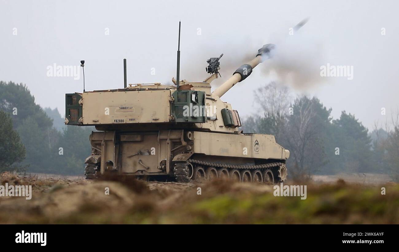 M109A6 Paladin Howitzer belonging to Bravo