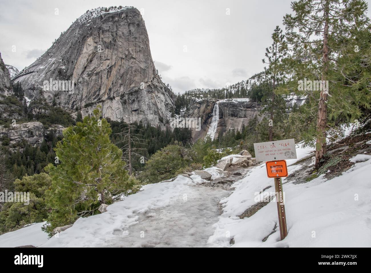 Liberty Cap and Nevada Falls in Yosemite National Park in the Sierra Nevada mountains of California, USA, North America. Stock Photo