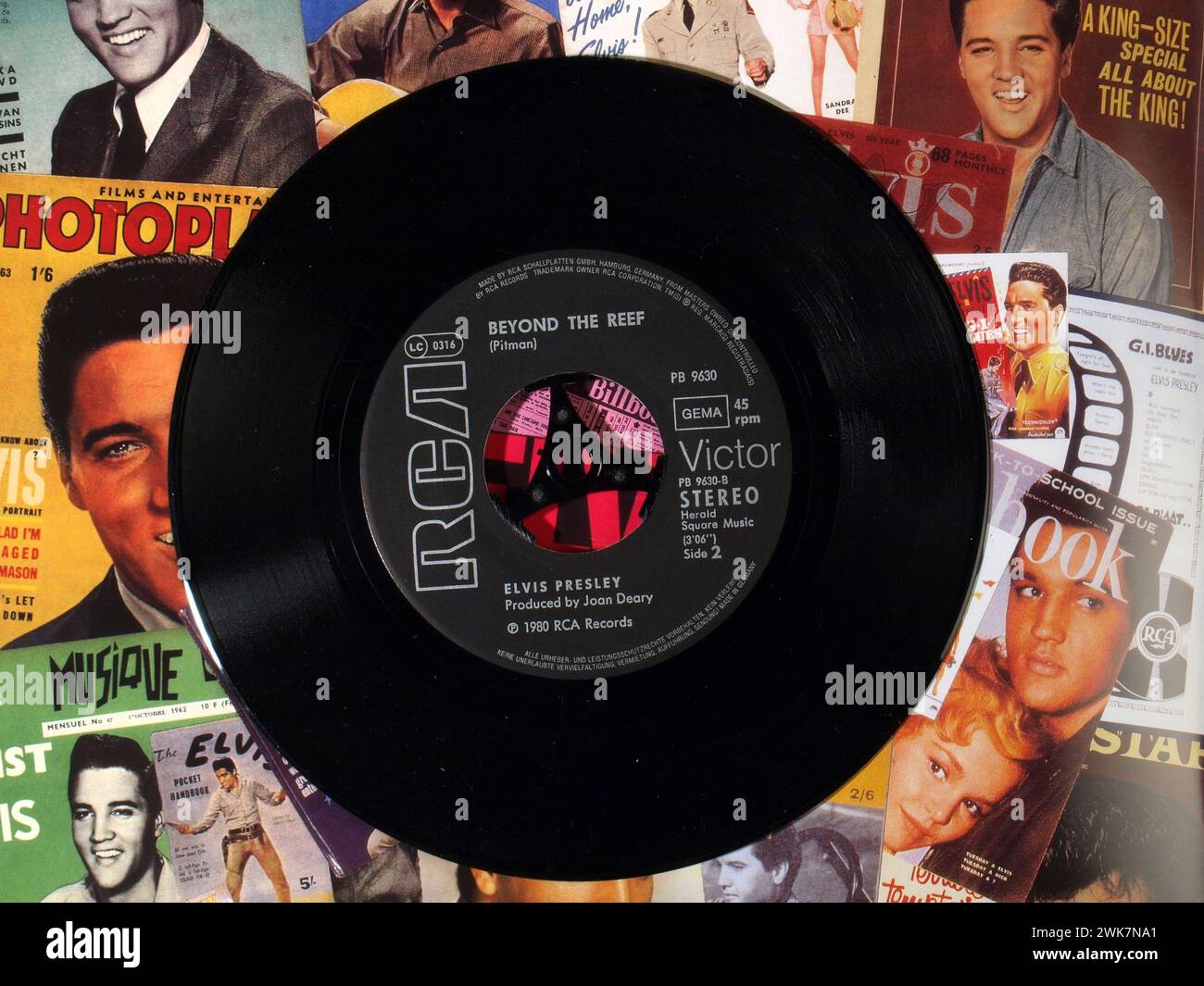 Music Exhibition - Elvis Presley - Single Vinyl Record with Pictures; King of Rock and Roll Stock Photo
