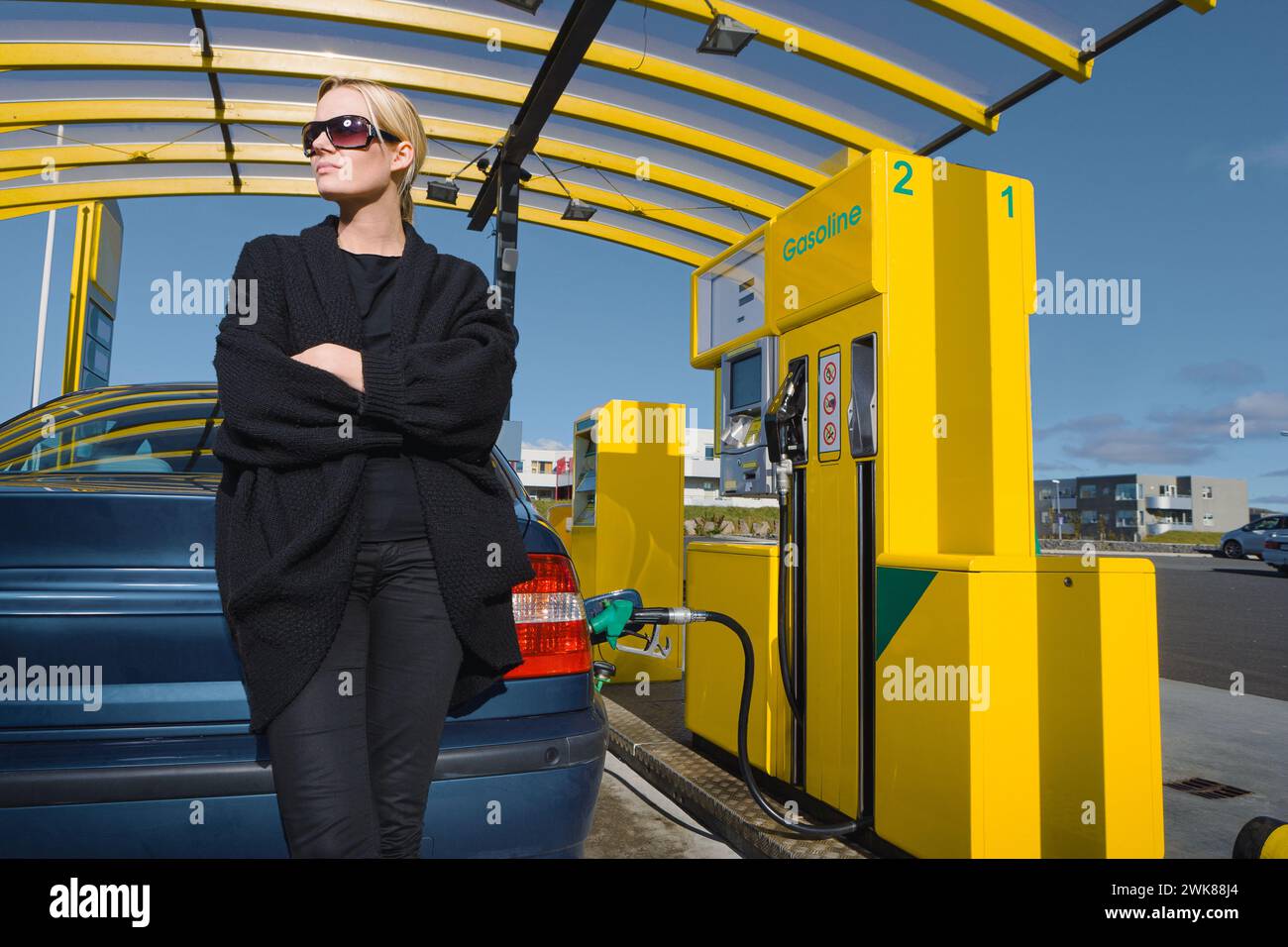 People waiting for fuel hi-res stock photography and images - Alamy