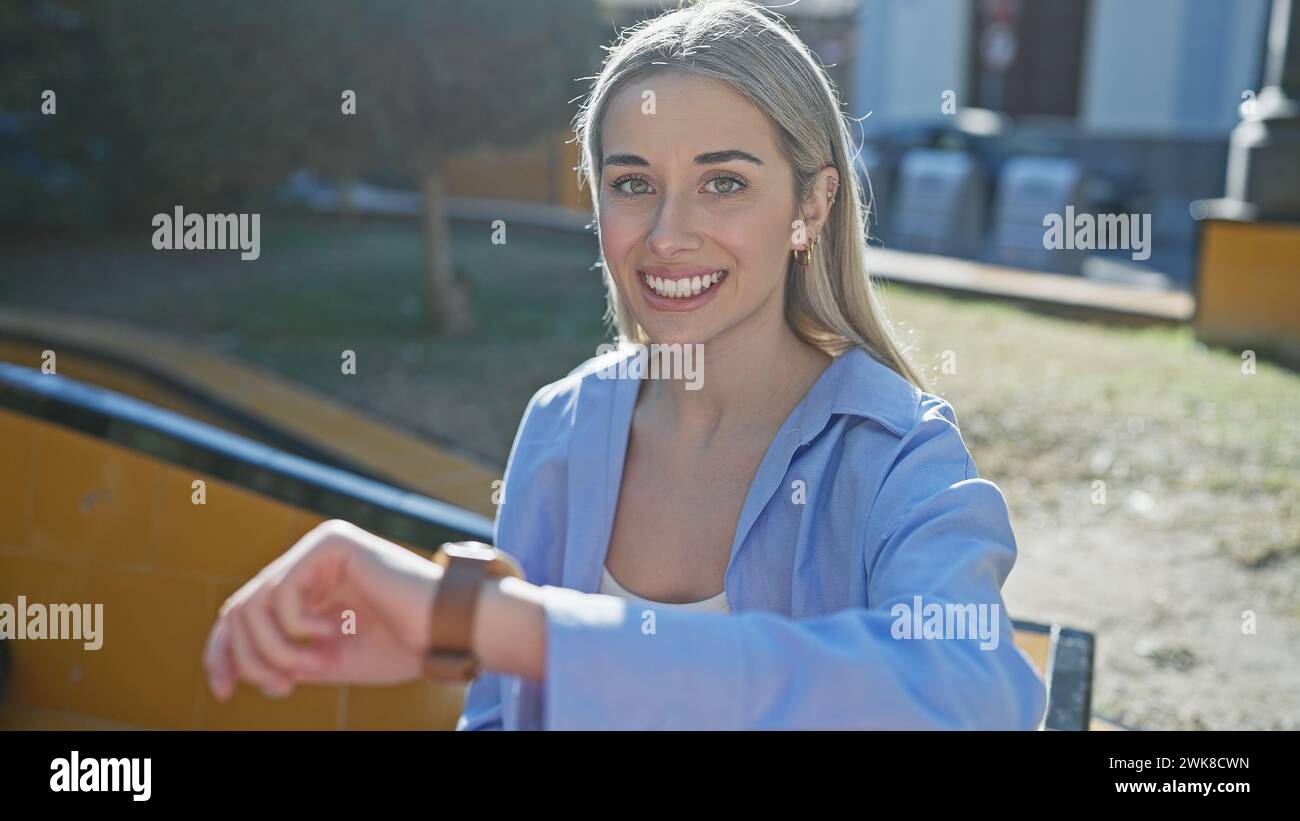Tech savvy fitness hi-res stock photography and images - Alamy