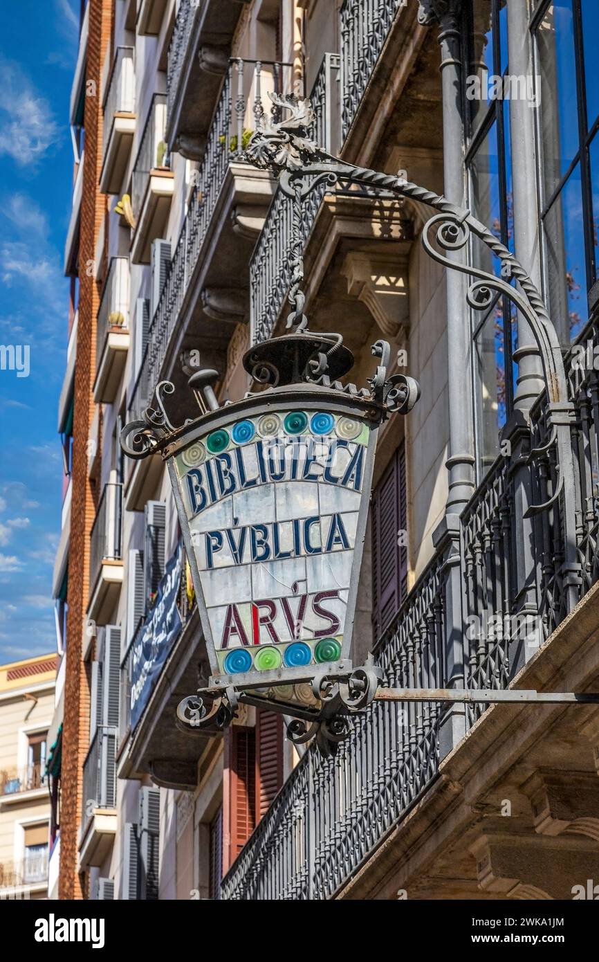 BARCELONA, SPAIN - FEB. 27, 2022: The distinctive sign of The Arús Public Library (BPA) on Passeig de San Juan, Barcelona, Spain. Worked in the cerami Stock Photo