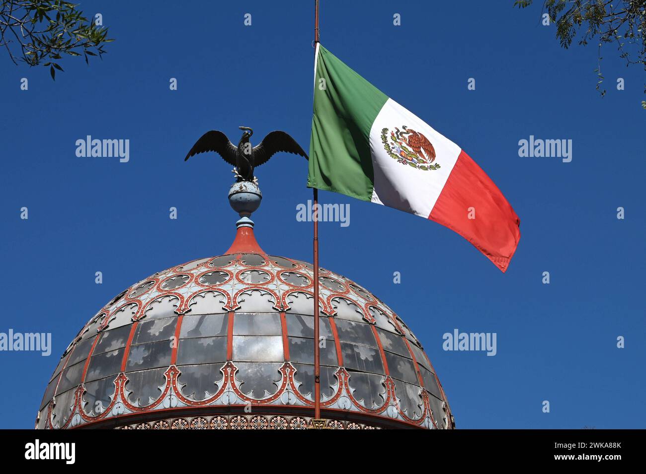 Kiosko morisco hi-res stock photography and images - Alamy