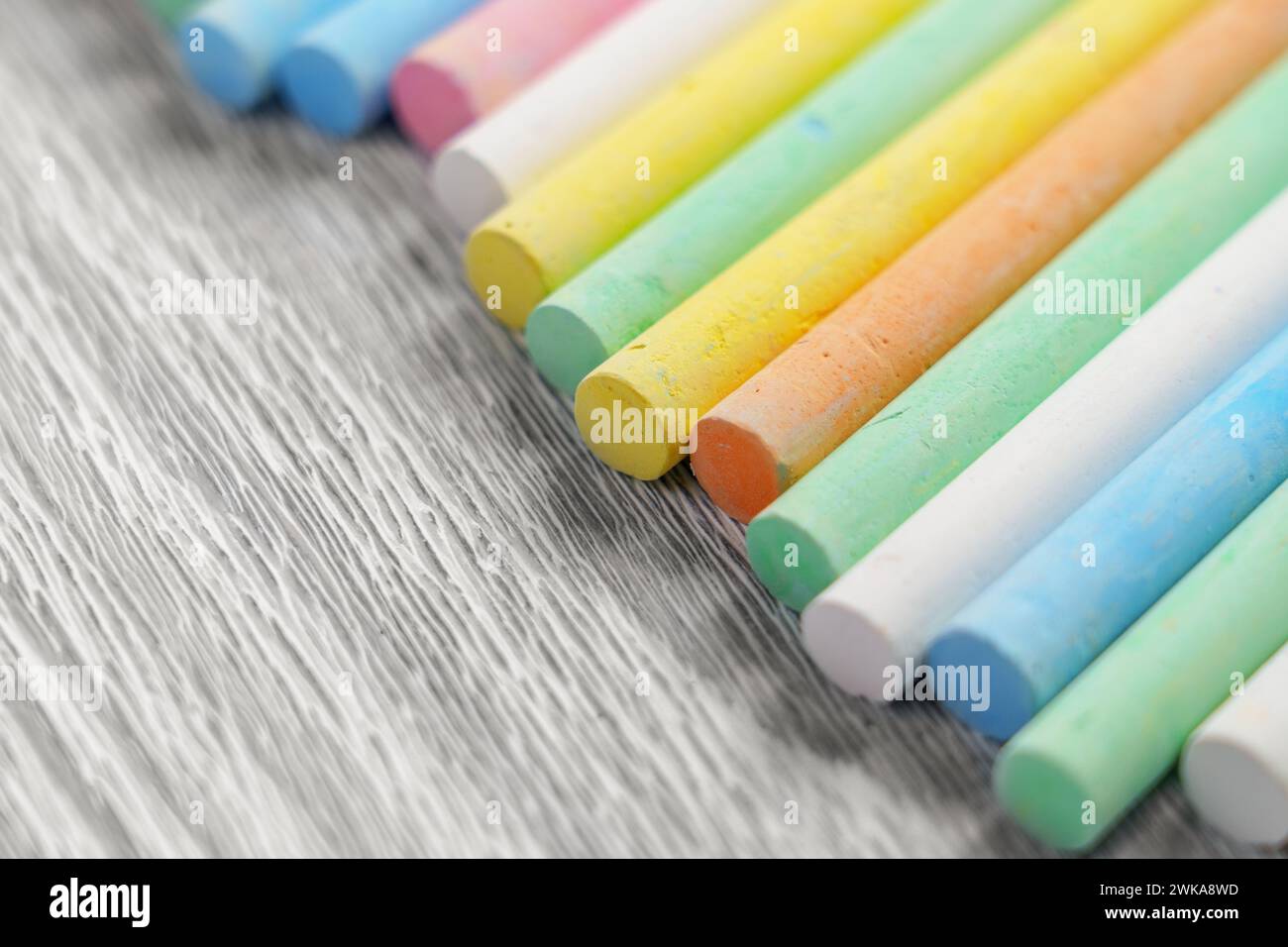 Colorful chalk pastels hi-res stock photography and images - Alamy