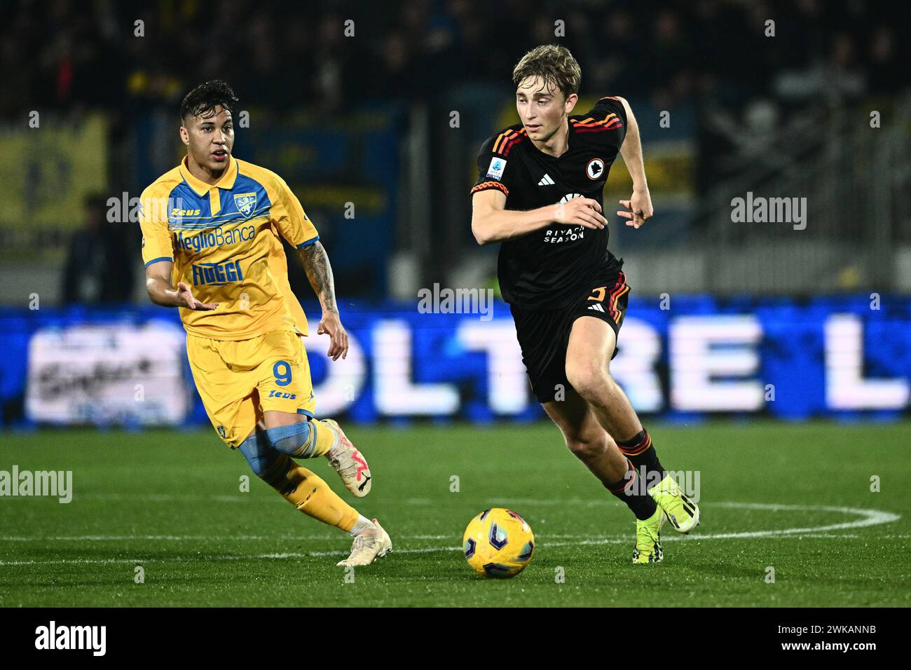 Dean Huijsen of AS Roma and Kaio Jorge of Frosinone Calcio compete for the Serie A match between Frosinone Calcio and AS Roma at Stadio Benito Stirpe Stock Photo