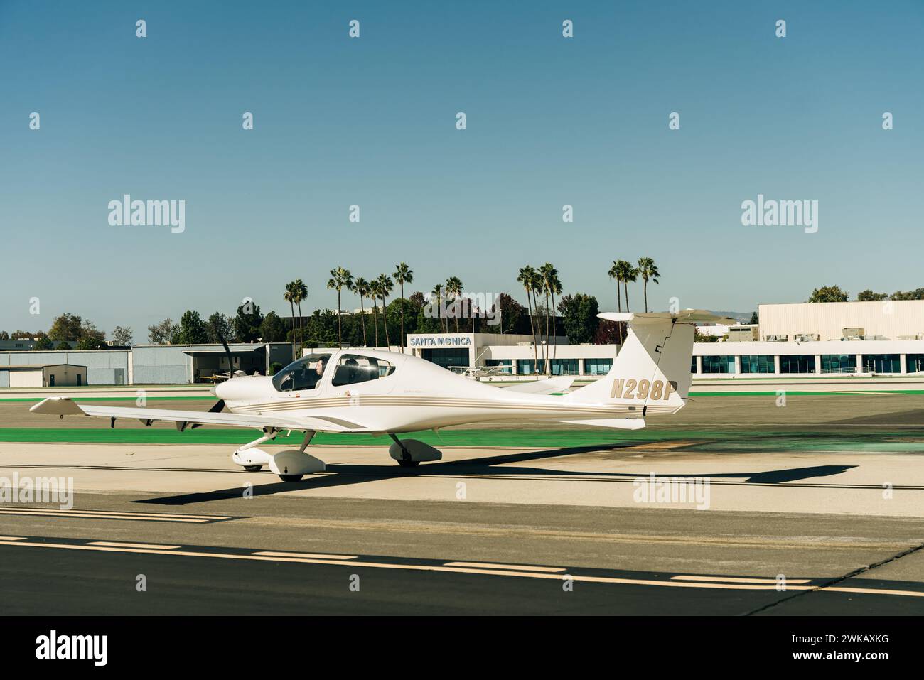 Ppl a license hi-res stock photography and images - Alamy