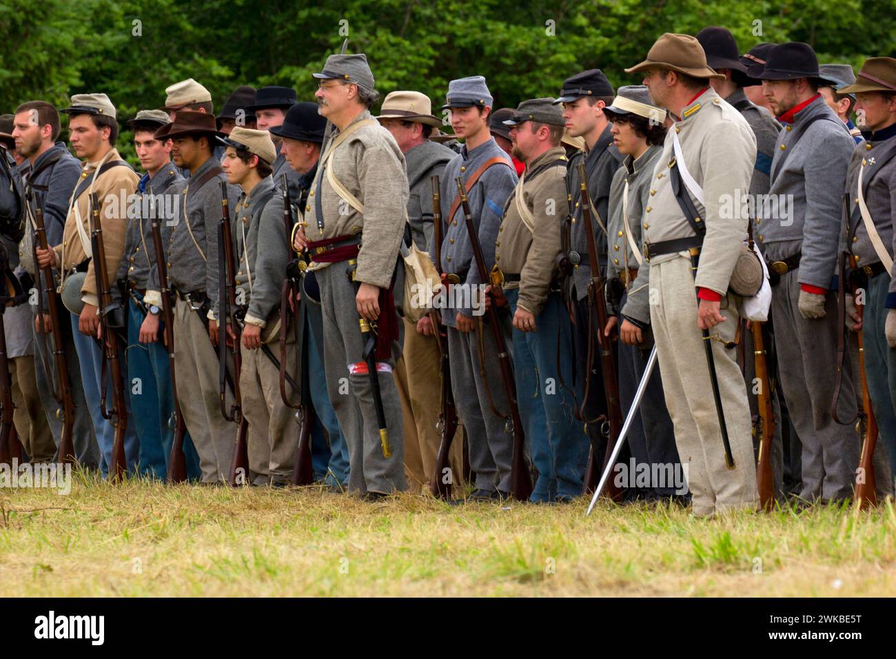 Confederate soldiers civil war hi-res stock photography and images - Alamy
