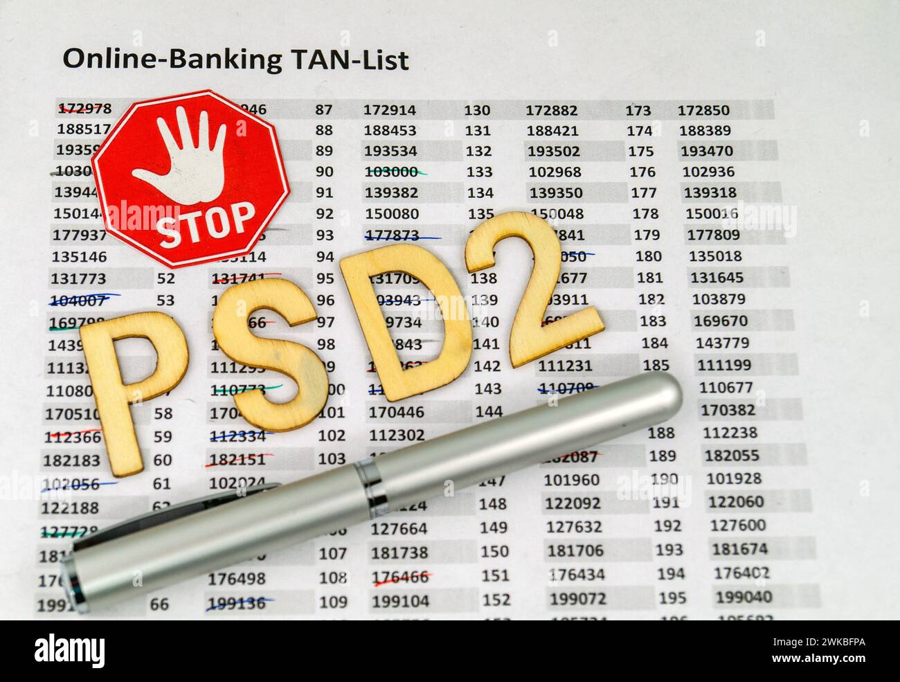 lettering 'PSD2', fountain pen and stop sign with TAN list for online ...