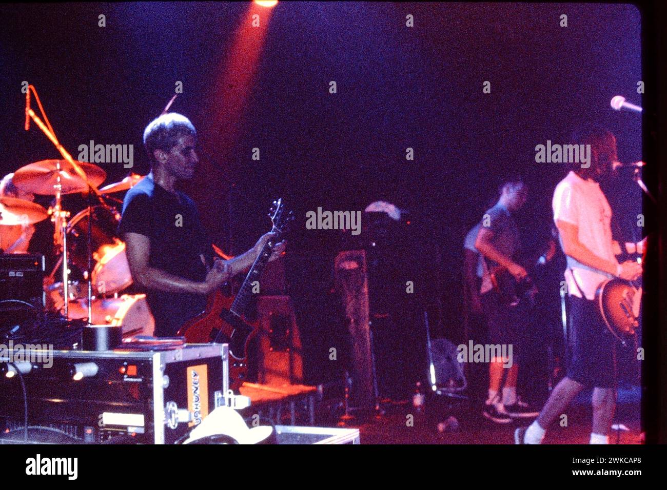 Foo fighters 1995 hi-res stock photography and images - Alamy