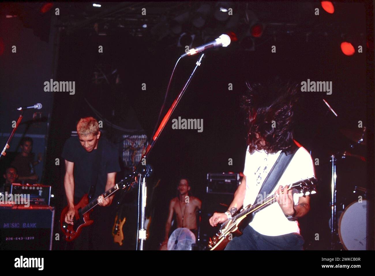 Foo fighters 1995 hi-res stock photography and images - Alamy