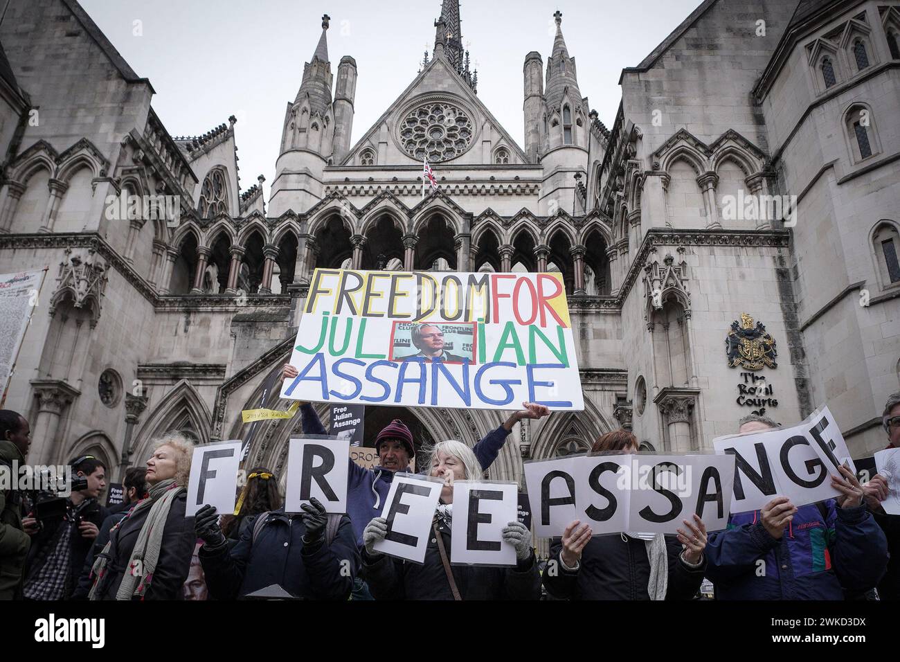 London, UK. 20th February 2024. Supporters gather for the two-day Julian Assange hearing at the Royal Courts of Justice which will finally weigh up whether the WikiLeaks founder can be granted leave to appeal against the 2022 decision of extradition to the US where he could face life in prison if convicted of spying charges. Credit: Guy Corbishley/Alamy Live News Stock Photo