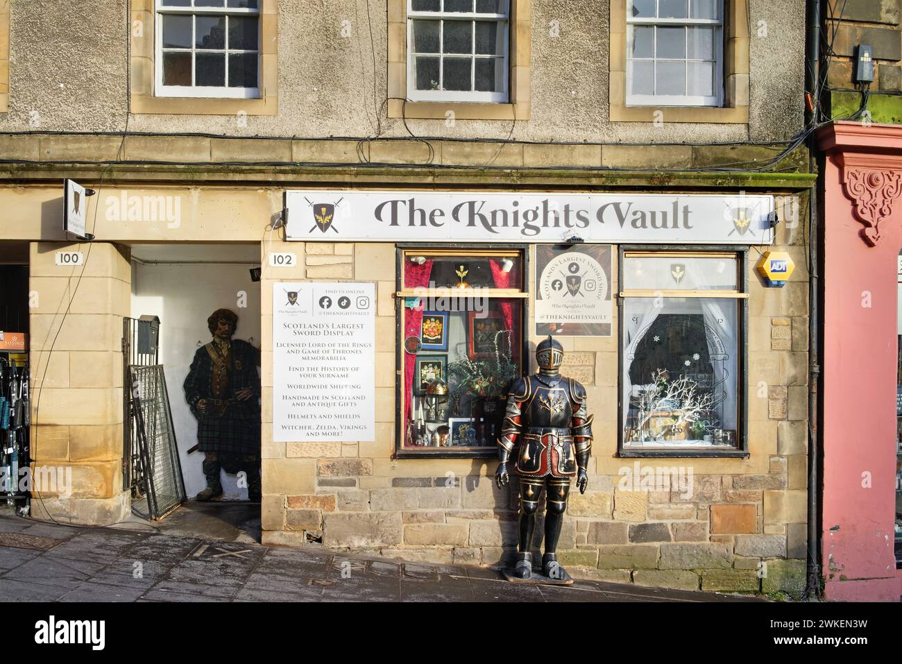 UK, Scotland, Edinburgh, West Bow, The Knights Vault Shop. Stock Photo