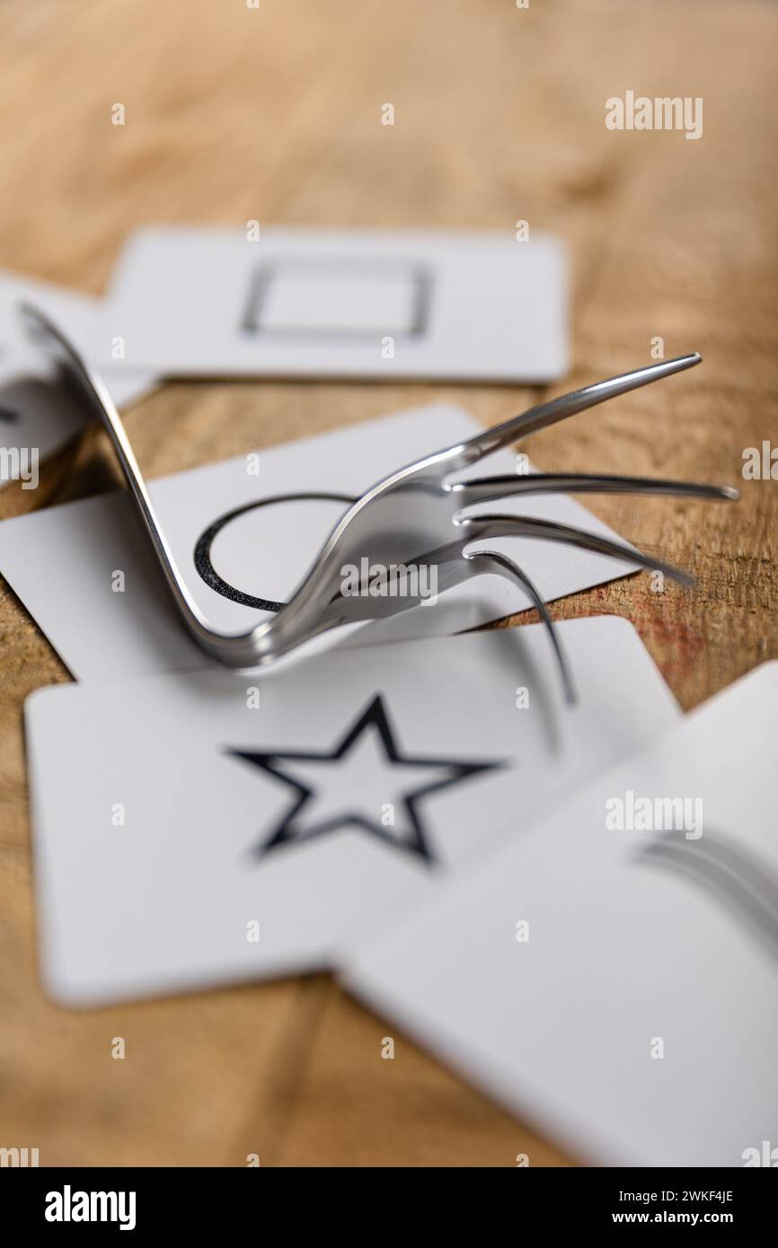 Fork bending tricks hires stock photography and images Alamy