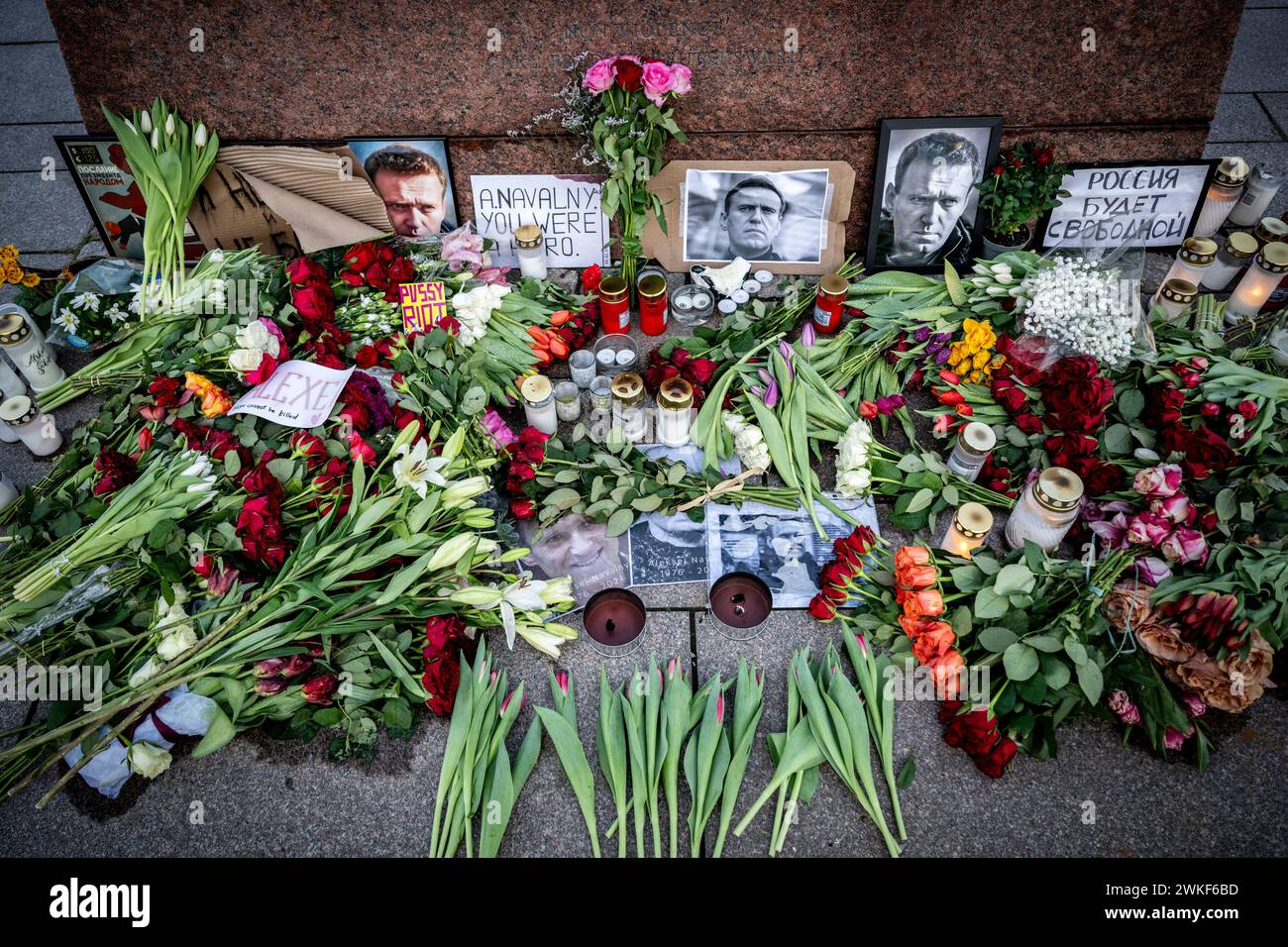 Flowers, lights and portraits at the memorial site for Alexei Navalny ...