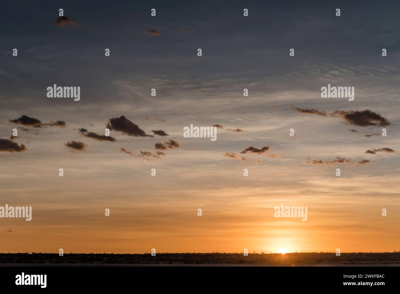 Desert bright sky sunset hi-res stock photography and images - Alamy