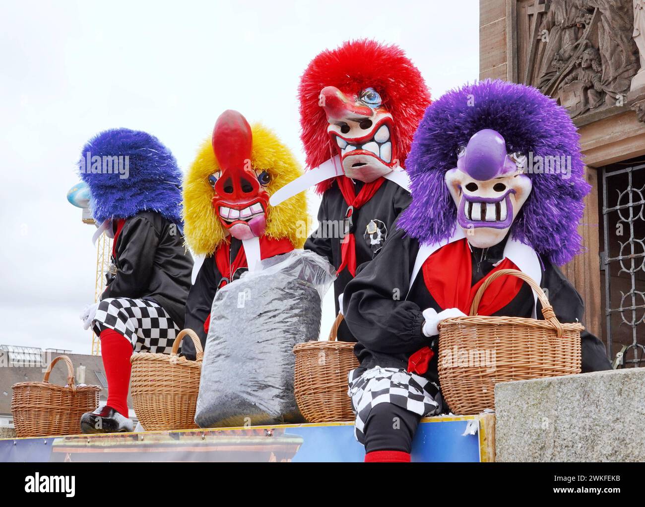 Anton Geisser 19.02.2024 Basler Fasnacht. Bild : Waggis an der Basler ...
