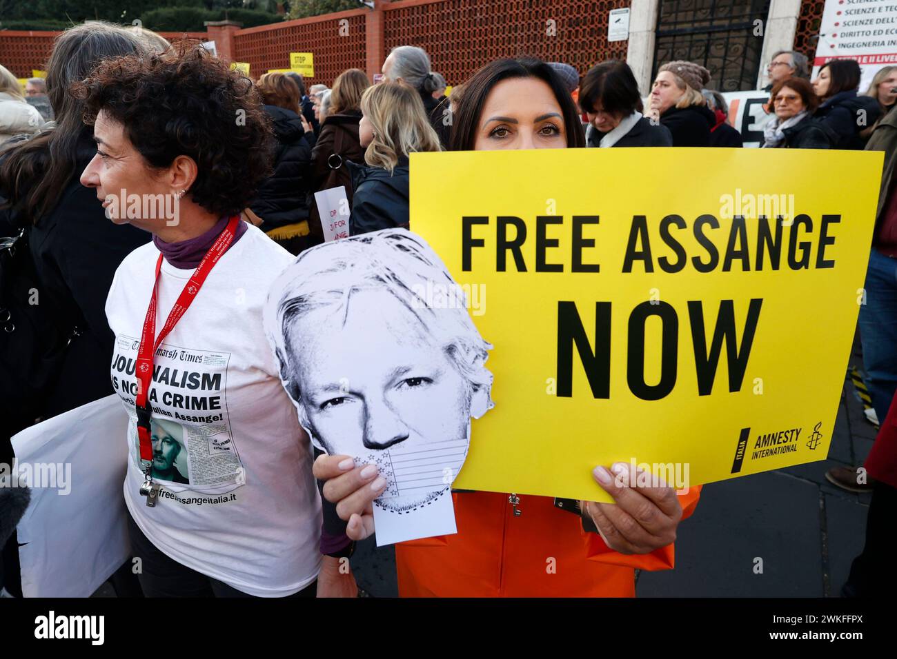 Rome, Italy. 20th Feb, 2024. Demonstrators stage a protest in front of the British Embassy to Italy to ask Britain's High Court to block the extradition of Wikileaks founder Julian Assange to the United States where he could receive a prison term of up to 175 years for espionage. Credit: Riccardo De Luca - Update Images/Alamy Live News Stock Photo