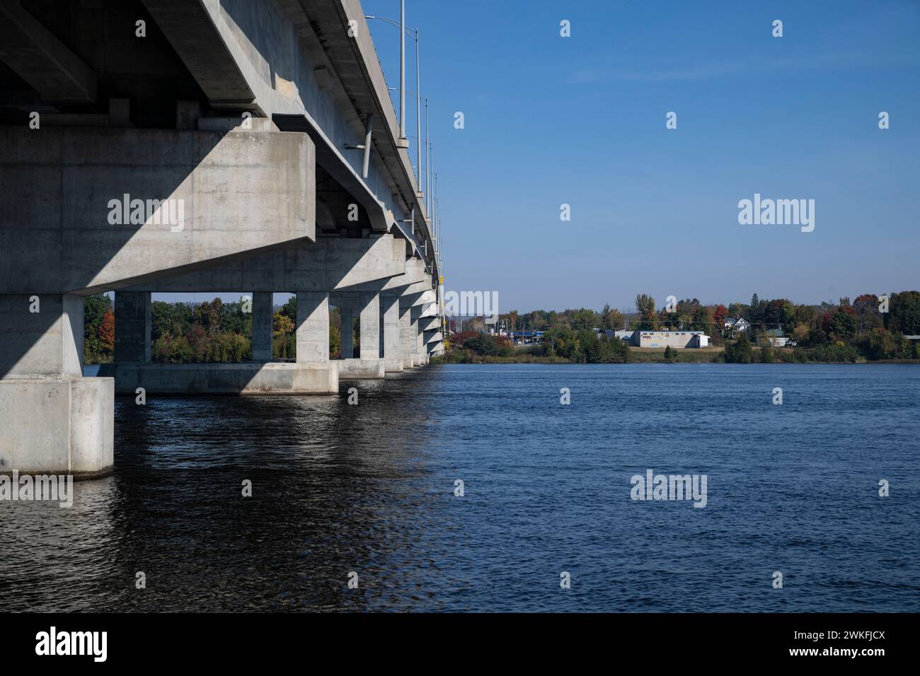 Long-Sault Bridge , Pont du Long-Saul, crossing Ottawa River  at Grenville, Quebec and Hawkesbury Ontario Stock Photo