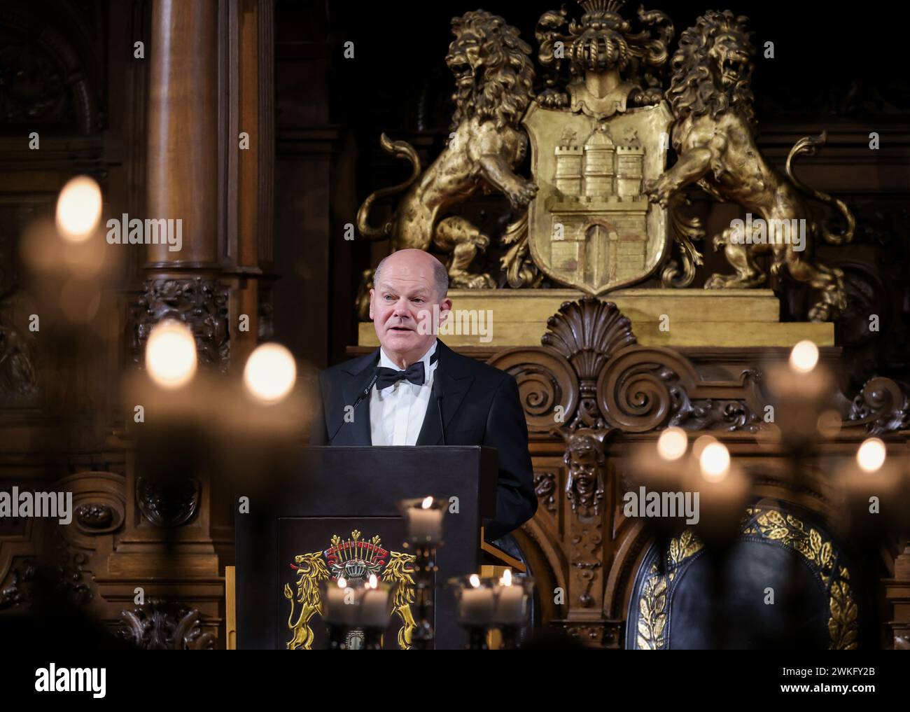 Hamburg, Germany. 20th Feb, 2024. Federal Chancellor Olaf Scholz (SPD) speaks at the traditional Matthiae-Mahl of the Hamburg Senate in the Great Festival Hall of the City Hall. The Matthiae-Mahl is considered to be the oldest still celebrated banquet in the world. This year's guests of honor are Scholz and Kaja Kallas, Prime Minister of the Republic of Estonia. Credit: Christian Charisius/dpa/Alamy Live News Stock Photo