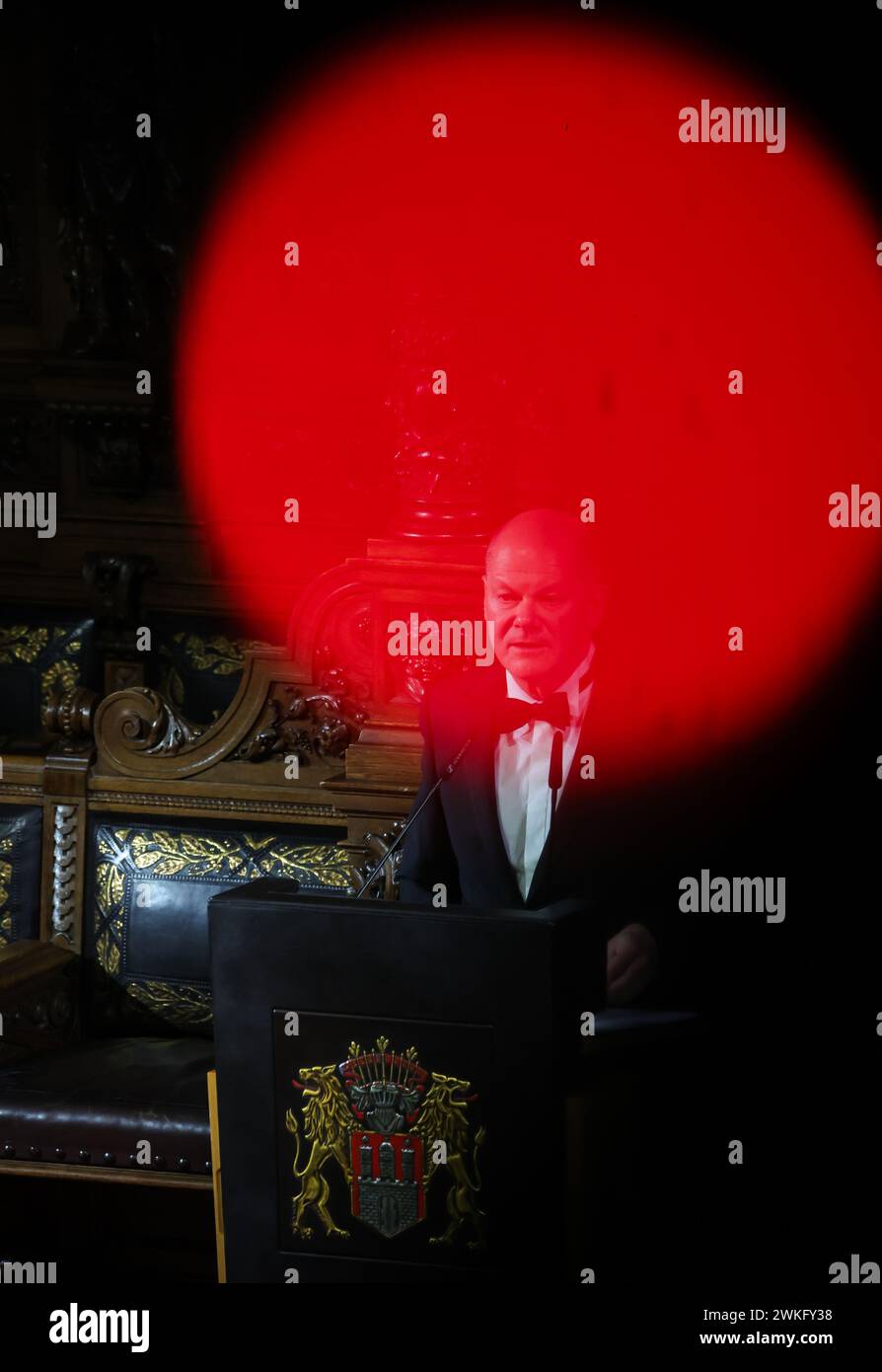 Hamburg, Germany. 20th Feb, 2024. Federal Chancellor Olaf Scholz (SPD) speaks at the traditional Matthiae-Mahl of the Hamburg Senate in the Great Festival Hall of the City Hall. The Matthiae-Mahl is considered to be the oldest still celebrated banquet in the world. This year's guests of honor are Scholz and Kaja Kallas, Prime Minister of the Republic of Estonia. Credit: Christian Charisius/dpa/Alamy Live News Stock Photo