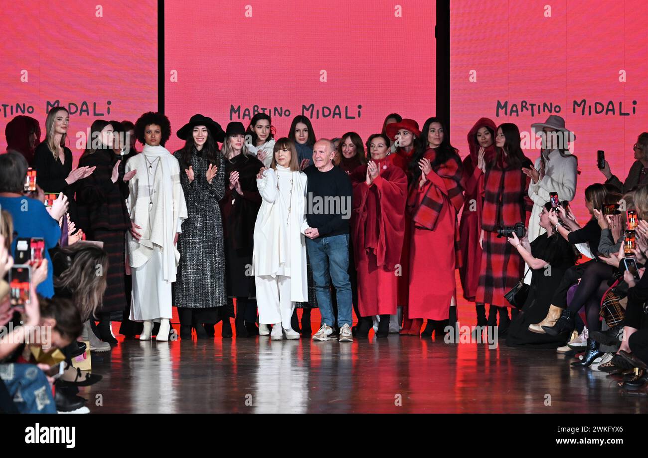 Milan Italy 20th Feb 2024 Milan Italy Martino Midali MFW Fall   Milan Italy 20th Feb 2024 Milan Italy Martino Midali Mfw Fall Winter 2024 2025 Fashion Show In The Photomartino Midali And Models Fall Winter 2024 2025 Credit Independent Photo Agencyalamy Live News 2WKFYX6 