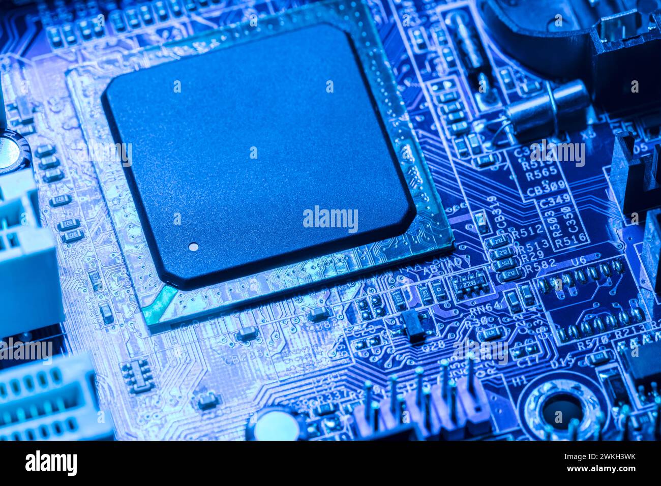 Blue transistor hi-res stock photography and images - Alamy