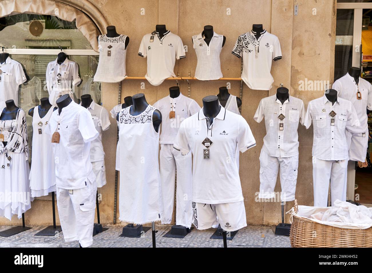 Clothing trade, Avignon, Vaucluse, Provence-Alpes-Côte d'Azur, France, Europe. Stock Photo