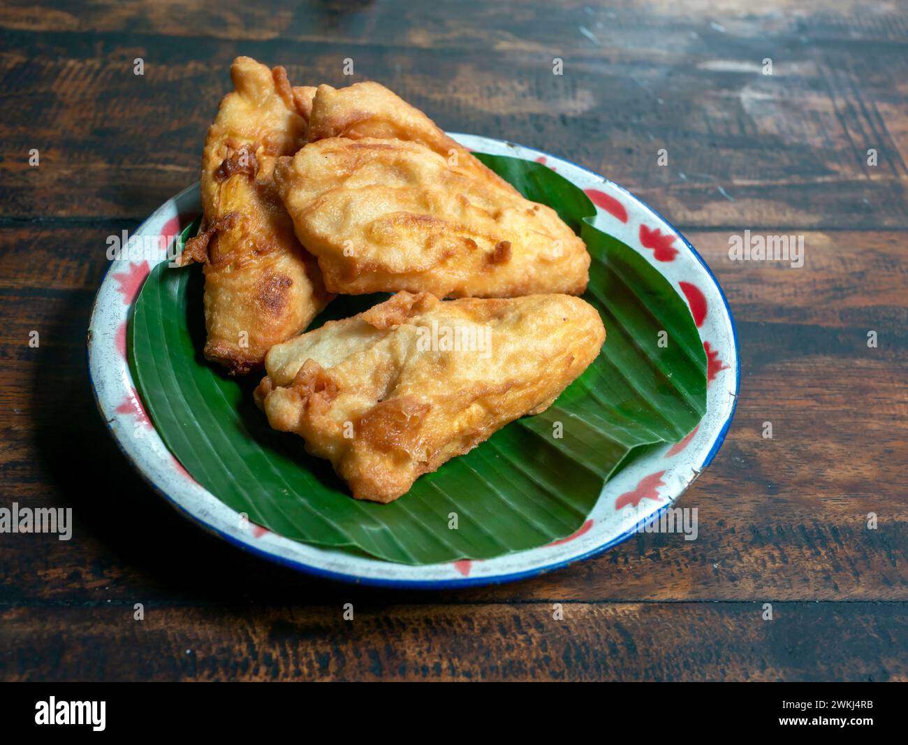 Banana fritters hi-res stock photography and images - Alamy, image size:1300x1066