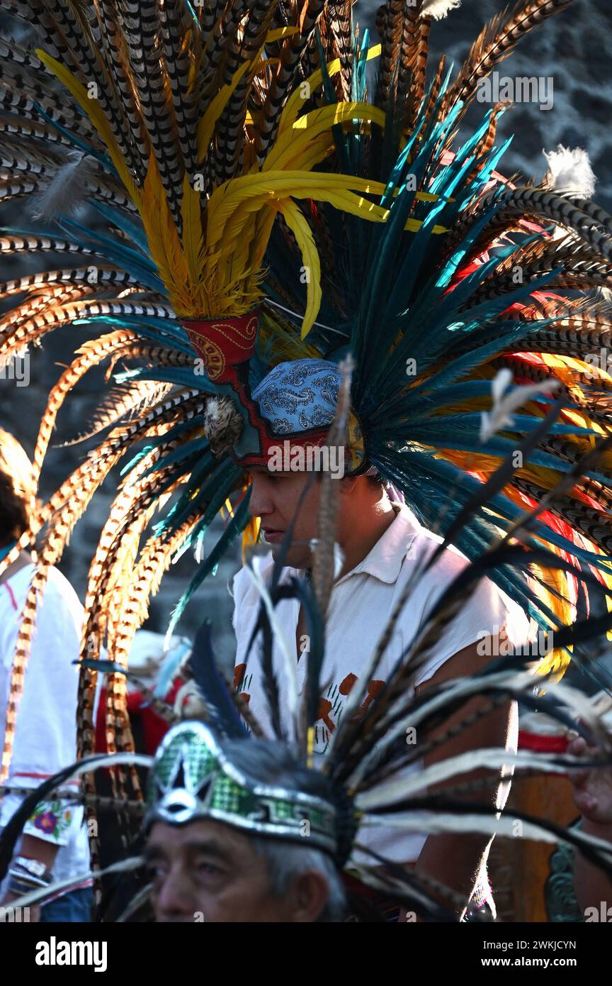 Religiöses Ritual eines indigenen Volkes in einem Park in Coyoacan ...
