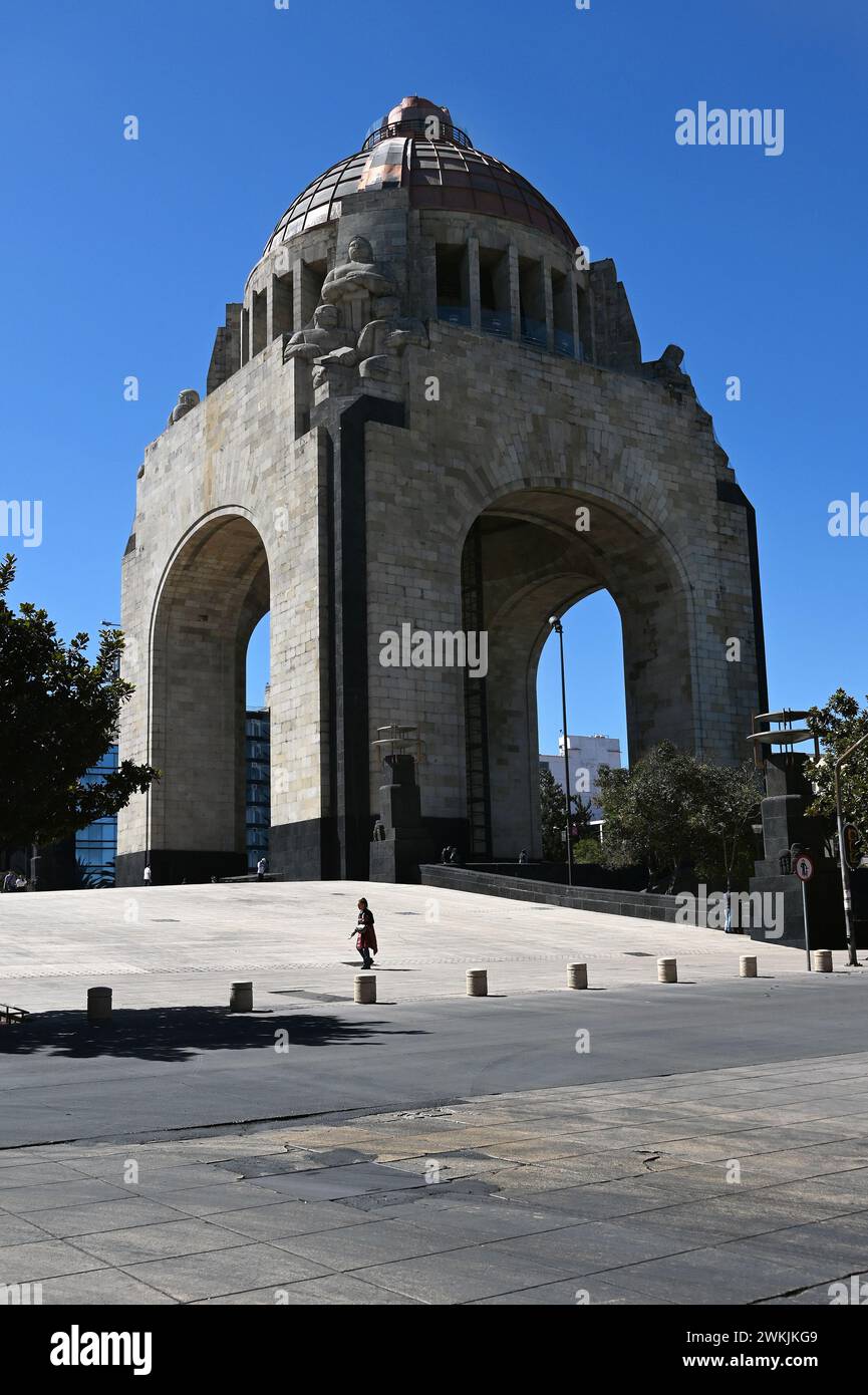 Monumento der revolution hi-res stock photography and images - Alamy