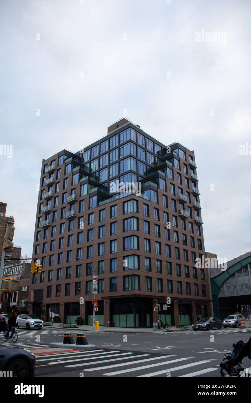 Urban intersection with building hi-res stock photography and images ...