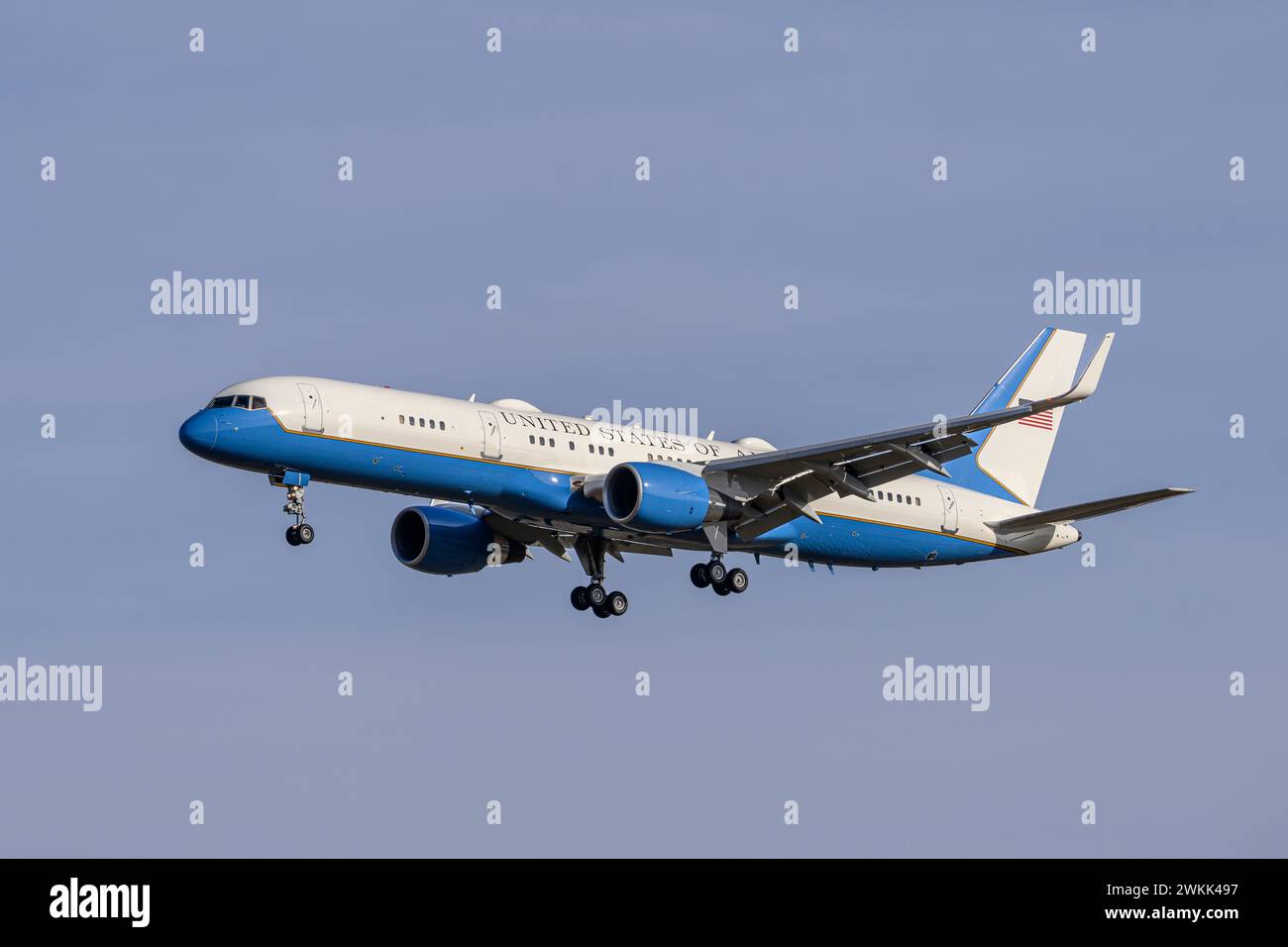 Munich, Germany - February 15. 2024 :  United States Air Force Boeing C-32A  with the aircraft registration 98-0001  lands as part of the Munich Secur Stock Photo